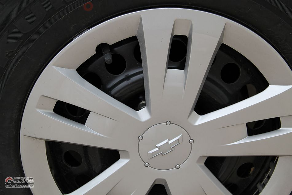 2010款科鲁兹1.6SL天地版自动