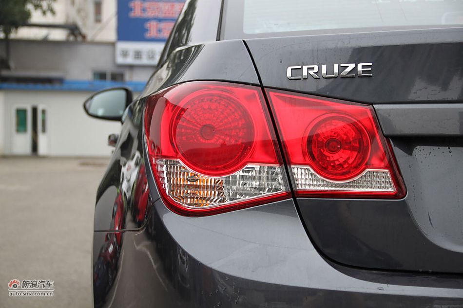 2009款科鲁兹1.8SE自动