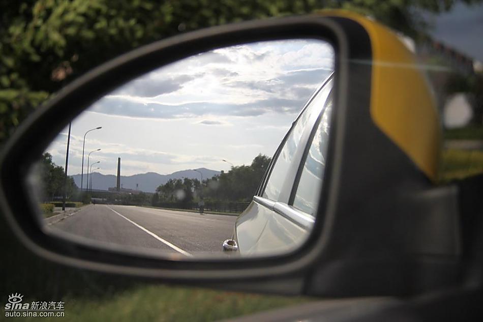 小黄蜂版科鲁兹实拍图内饰