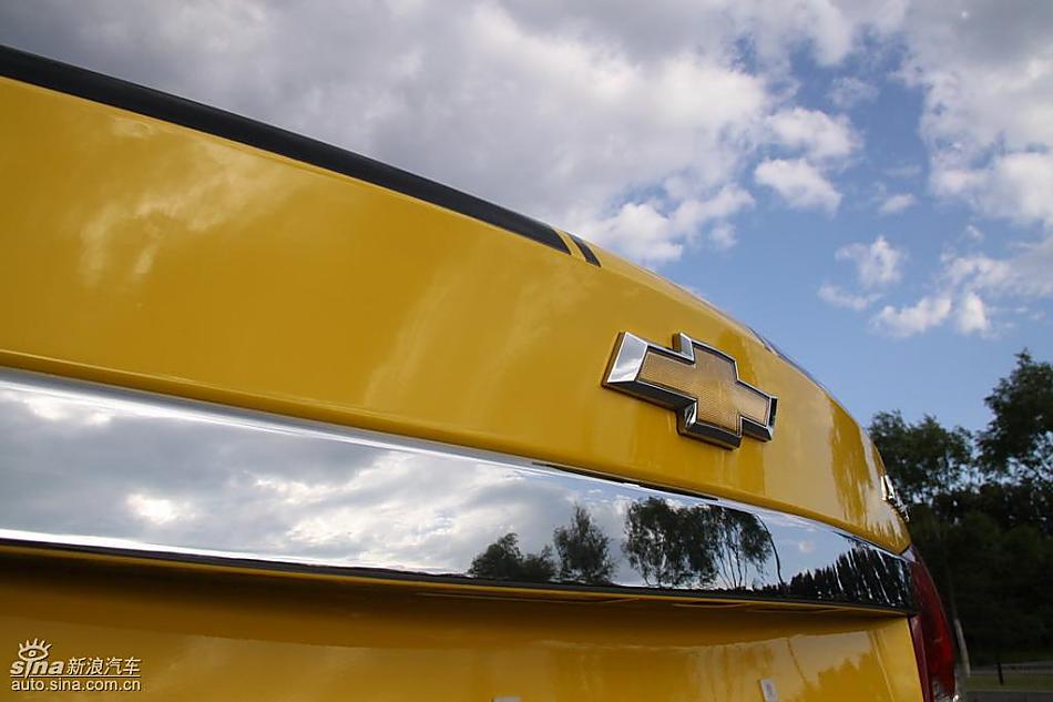 小黄蜂版科鲁兹实拍图