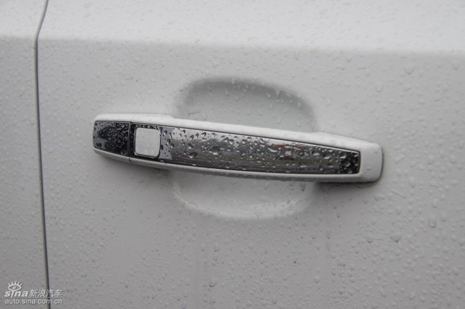 新浪试驾雪佛兰科鲁兹外观实拍图