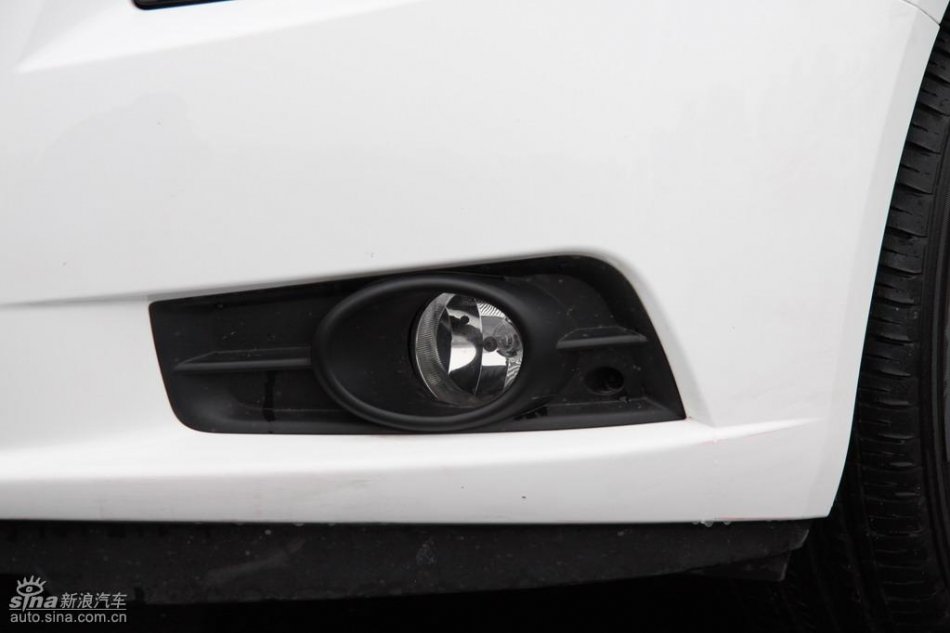 新浪试驾雪佛兰科鲁兹外观实拍图