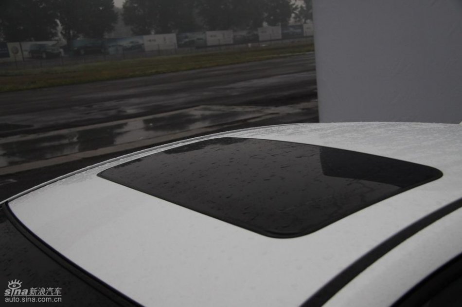 新浪试驾雪佛兰科鲁兹外观实拍图