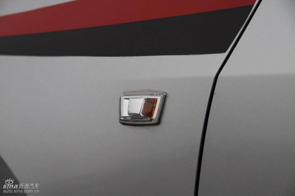 新浪试驾雪佛兰科鲁兹外观实拍图
