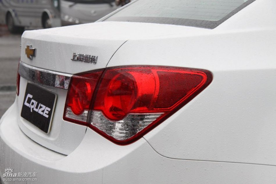 新浪试驾雪佛兰科鲁兹外观实拍图