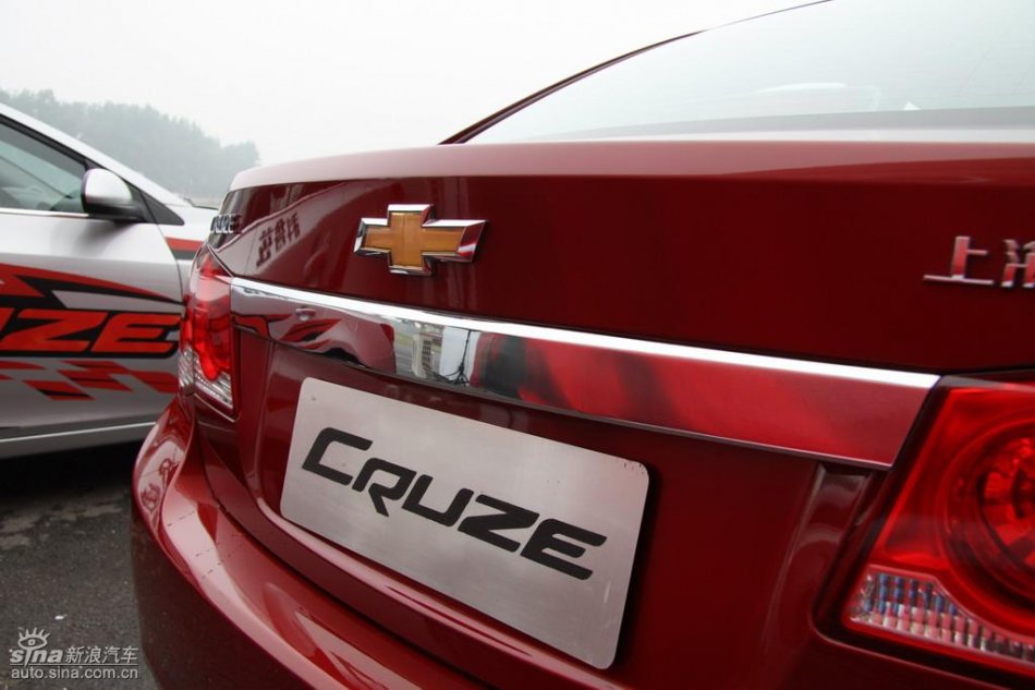 新浪试驾雪佛兰科鲁兹外观实拍图