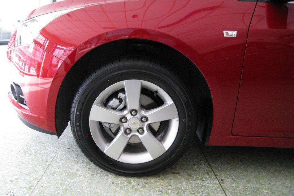 雪佛兰科鲁兹到店实拍