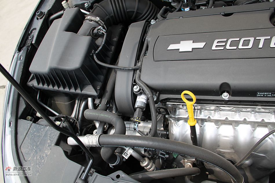 2010款科鲁兹1.6SL天地版自动