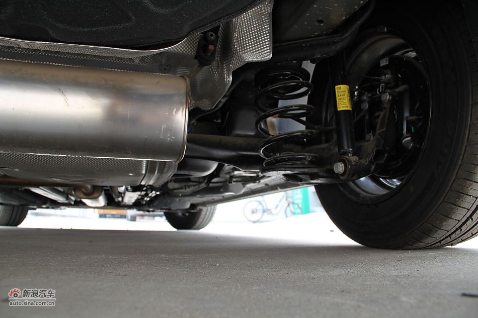 2010款科鲁兹1.6SL天地版自动