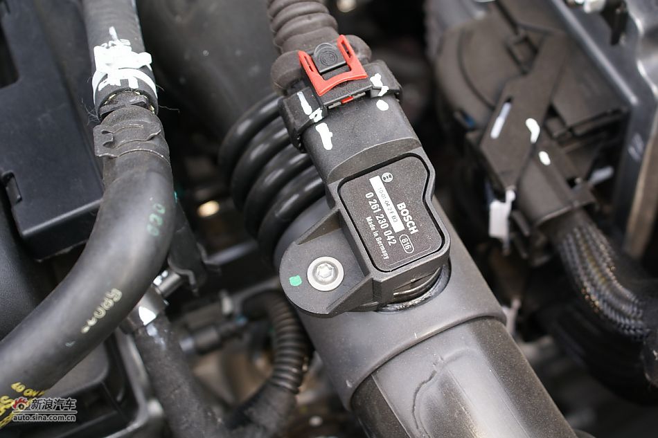 2011款科鲁兹1.6T手动档实拍图