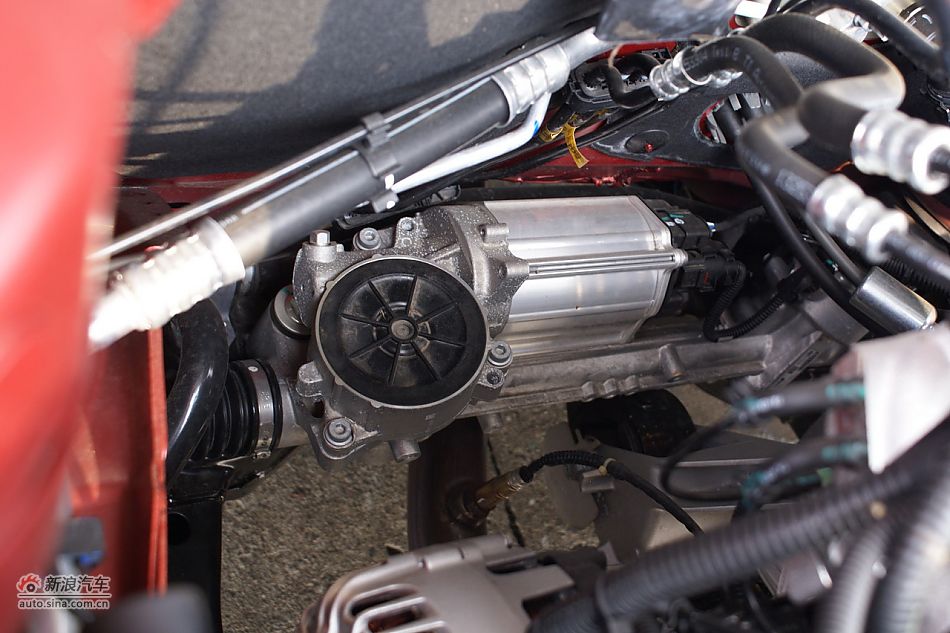 2011款科鲁兹1.6T手动档实拍图