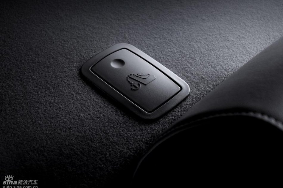 雪佛兰科鲁兹内饰资料图