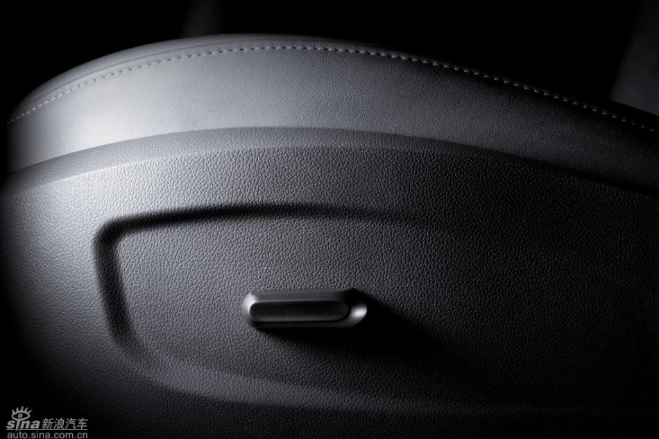 雪佛兰科鲁兹内饰资料图