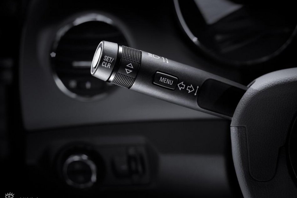 雪佛兰科鲁兹内饰资料图