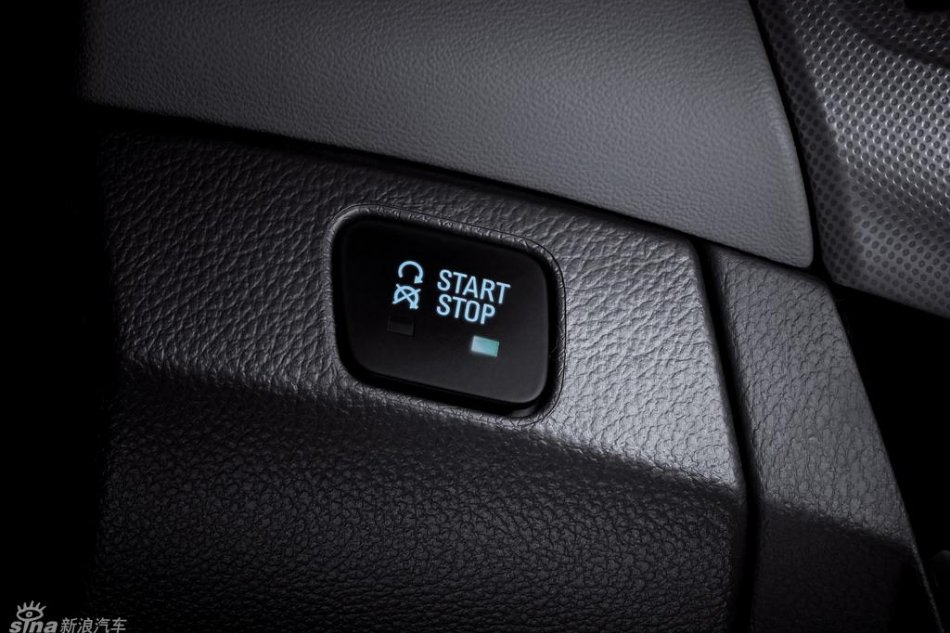 雪佛兰科鲁兹内饰资料图