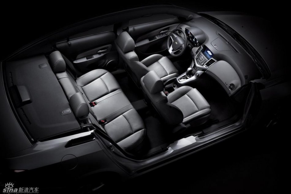 雪佛兰科鲁兹内饰资料图