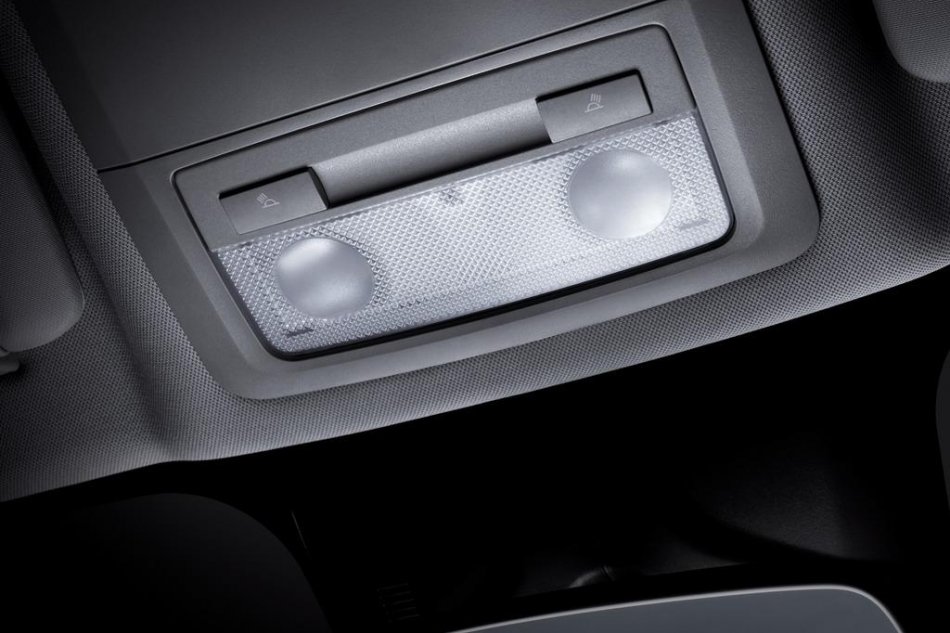 雪佛兰科鲁兹内饰资料图