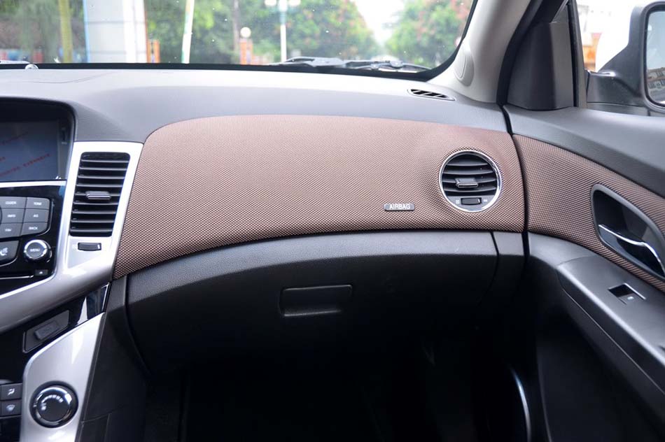 2013款 掀背 1.6L 自动豪华型 内饰