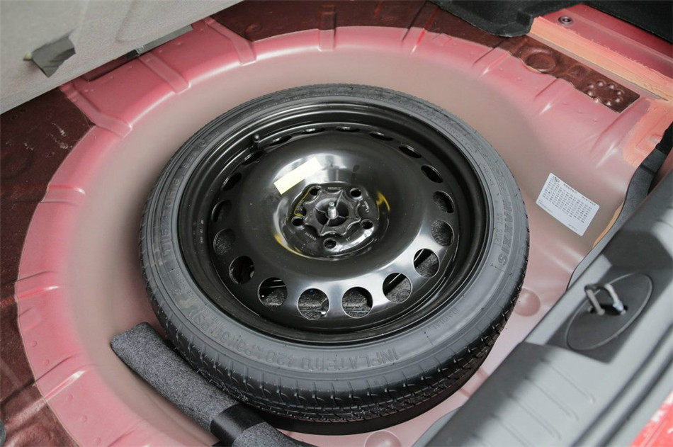 2014款 1.6L AT SL百万纪念版 其他