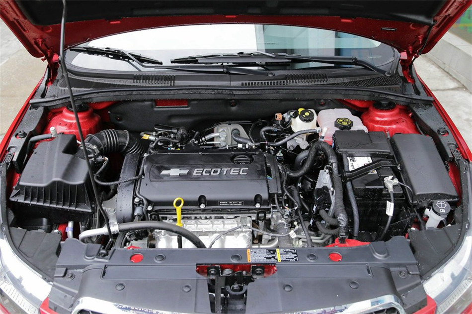 2014款 1.6L AT SL百万纪念版 引擎底盘