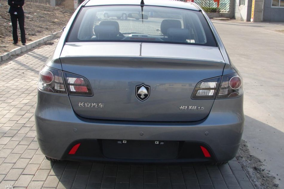 长安悦翔到店图