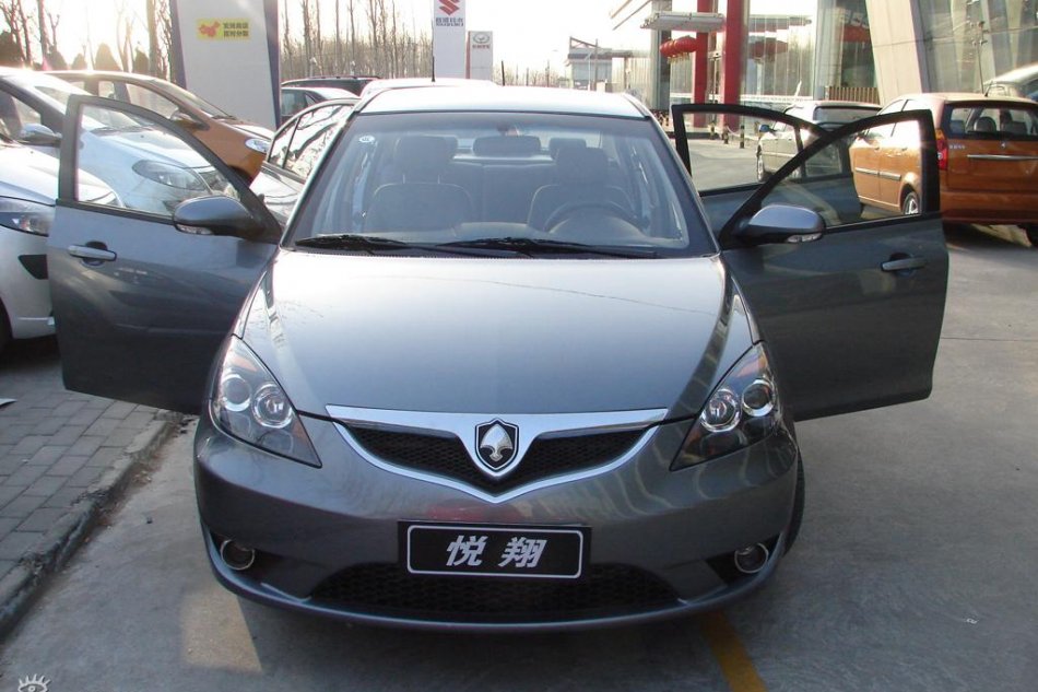 长安悦翔到店图