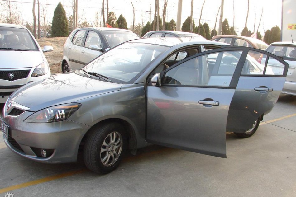 长安悦翔到店图