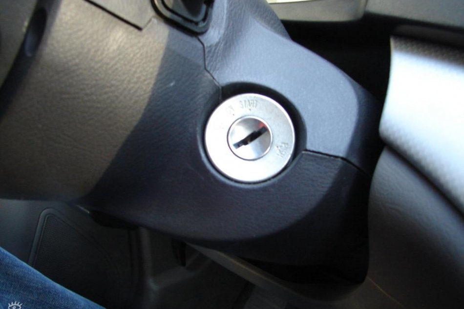 长安悦翔到店图