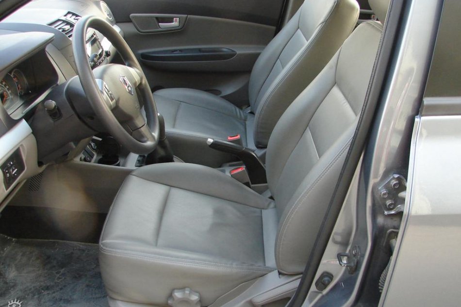 长安悦翔到店图