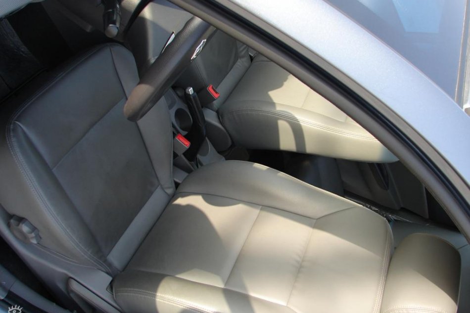 长安悦翔到店图