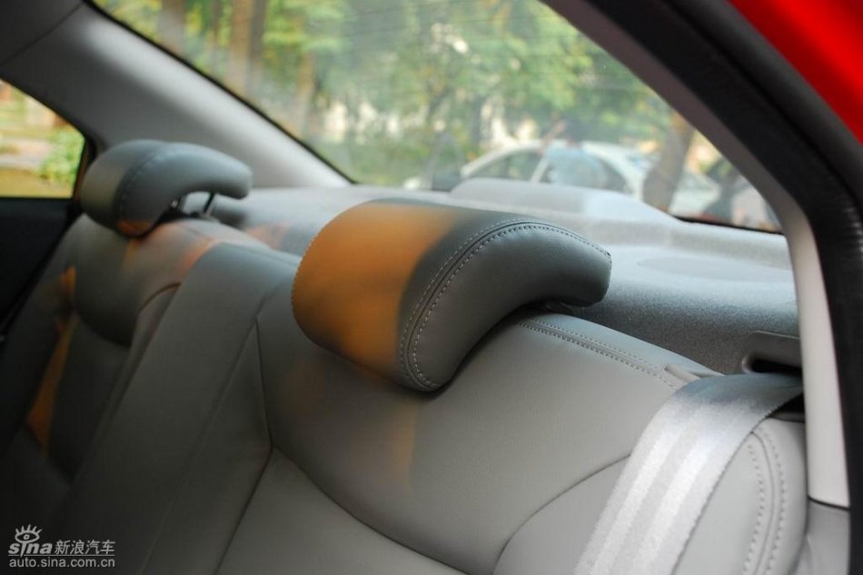 长安悦翔内饰