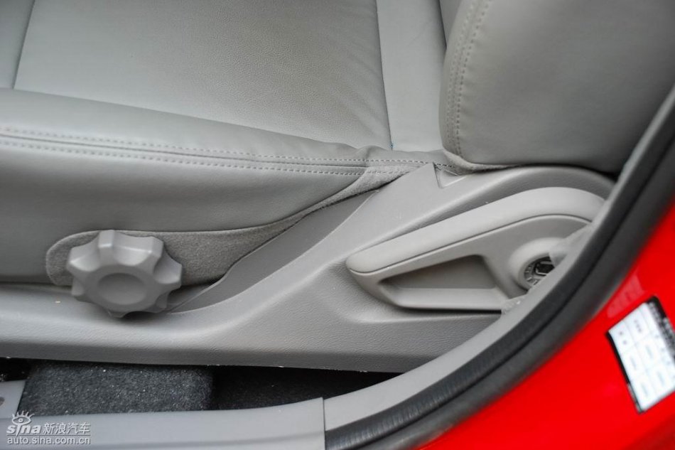 长安悦翔内饰