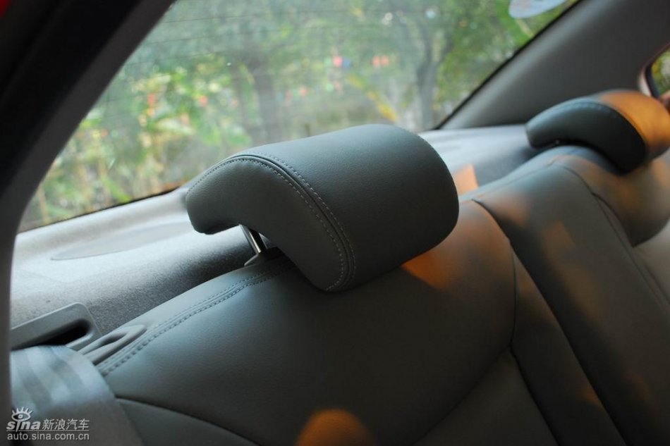 长安悦翔内饰