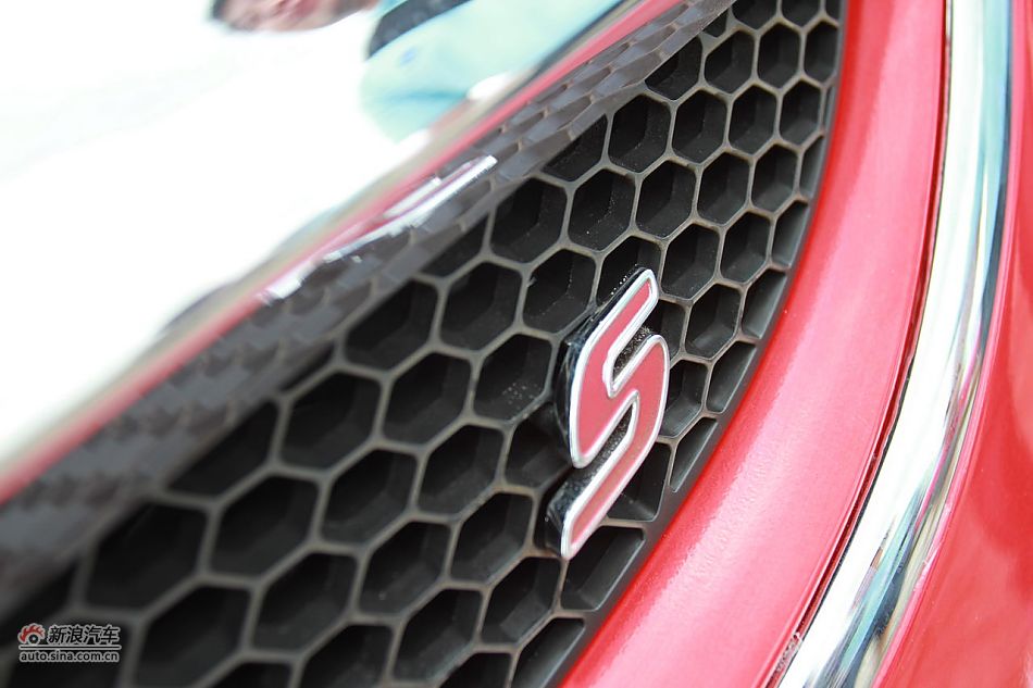 悦翔3G版外观细节