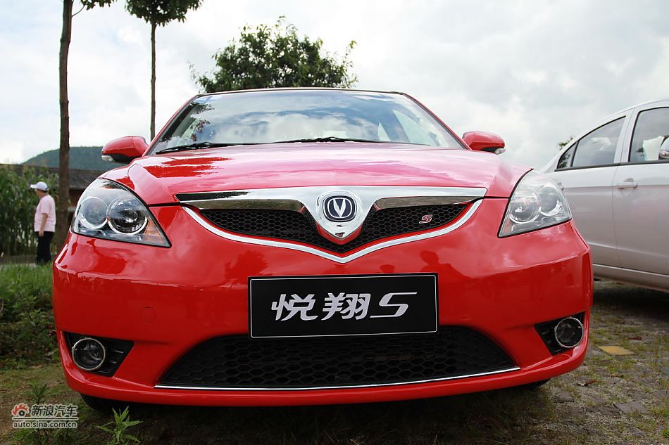 悦翔3G版外观细节