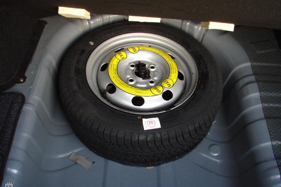 长安悦翔到店图