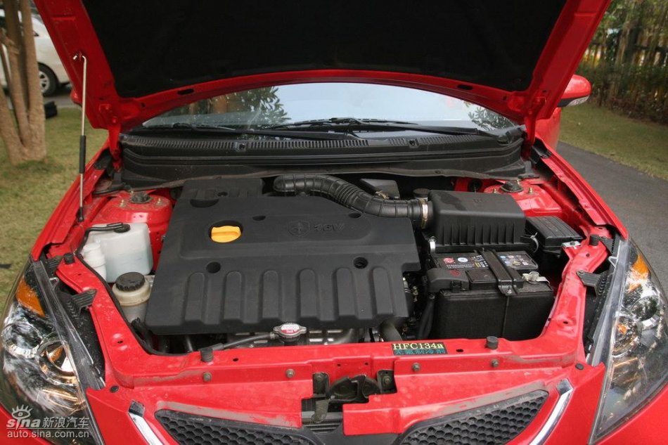 长安悦翔发动机