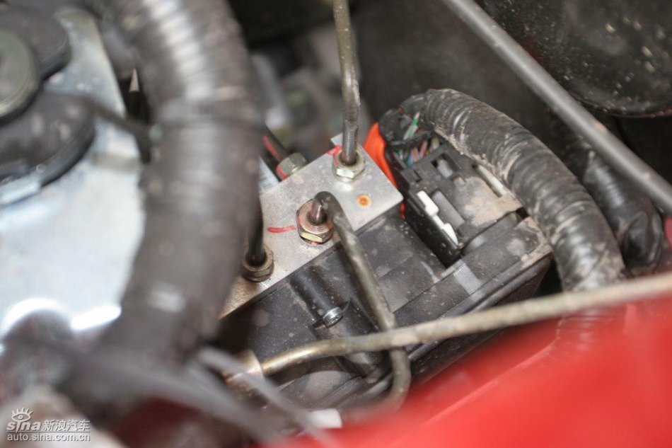 长安悦翔发动机