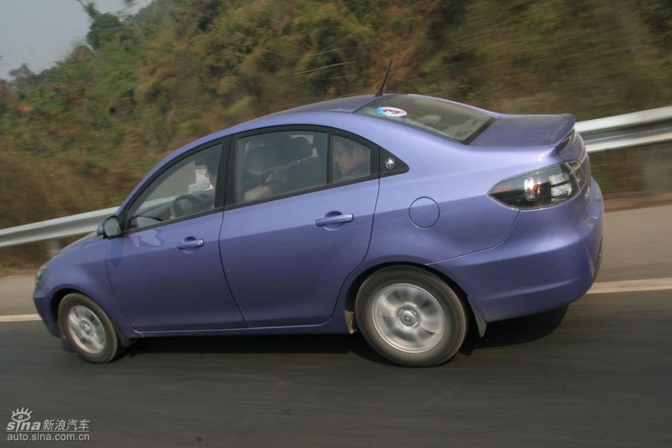 长安悦翔行驶动态