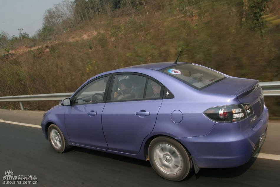 长安悦翔行驶动态