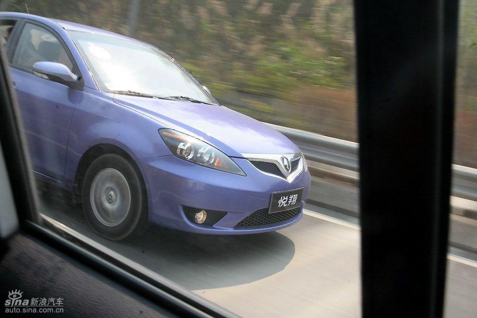 长安悦翔行驶动态