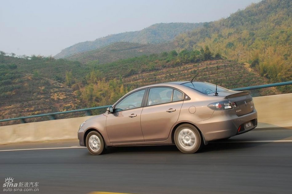 长安悦翔行驶动态