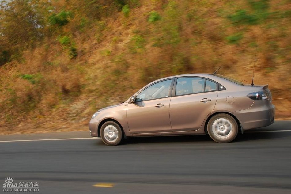 长安悦翔行驶动态