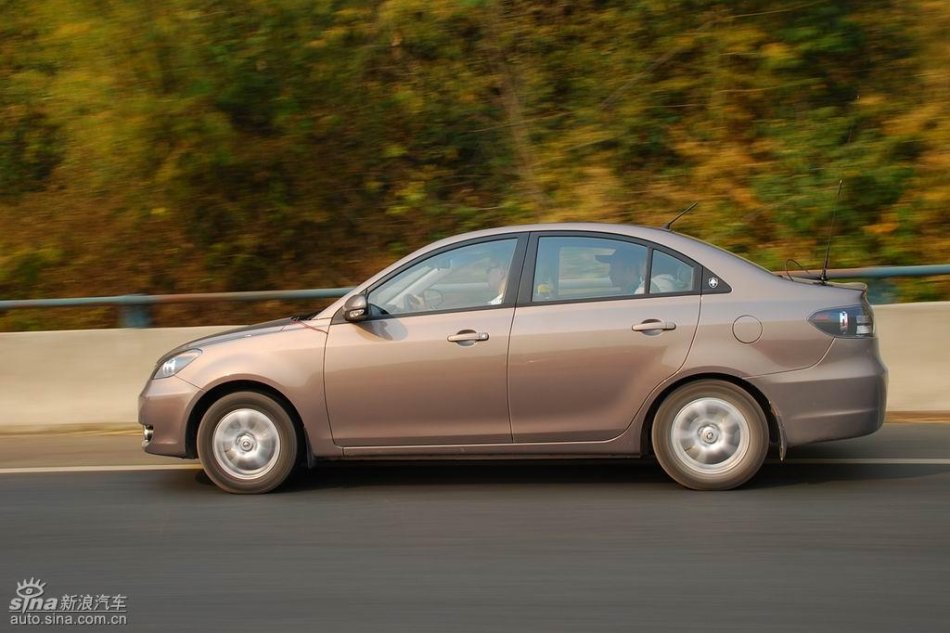 长安悦翔行驶动态