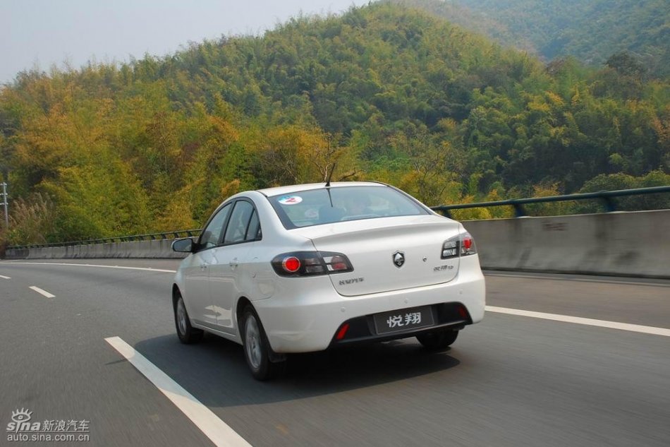 长安悦翔行驶动态