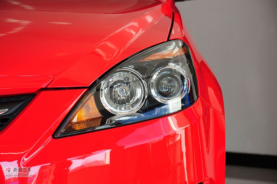 2012款悦翔三厢实拍