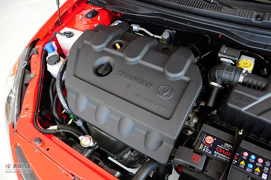 2012款悦翔三厢实拍