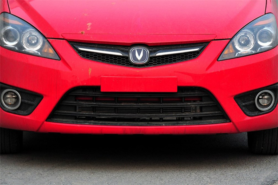 2012款三厢 1.5L 手动尊贵型 其他