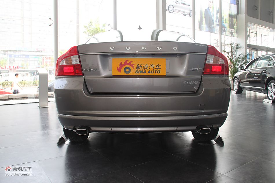 沃尔沃S80L 2.5T 智尊版