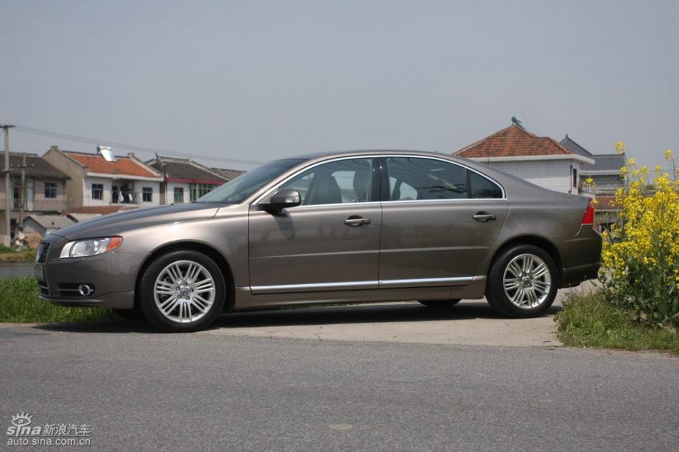 全新沃尔沃S80L外观实拍图